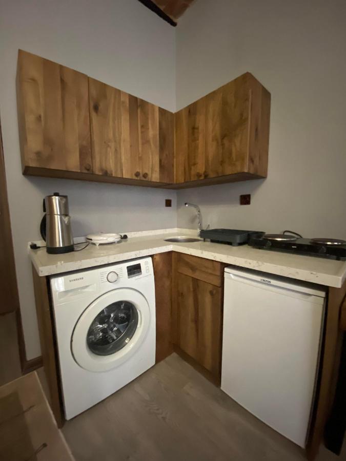 Alma Port Suites Истанбул Екстериор снимка