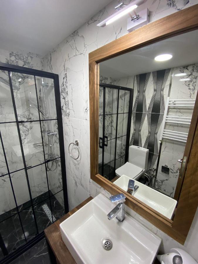 Alma Port Suites Истанбул Екстериор снимка